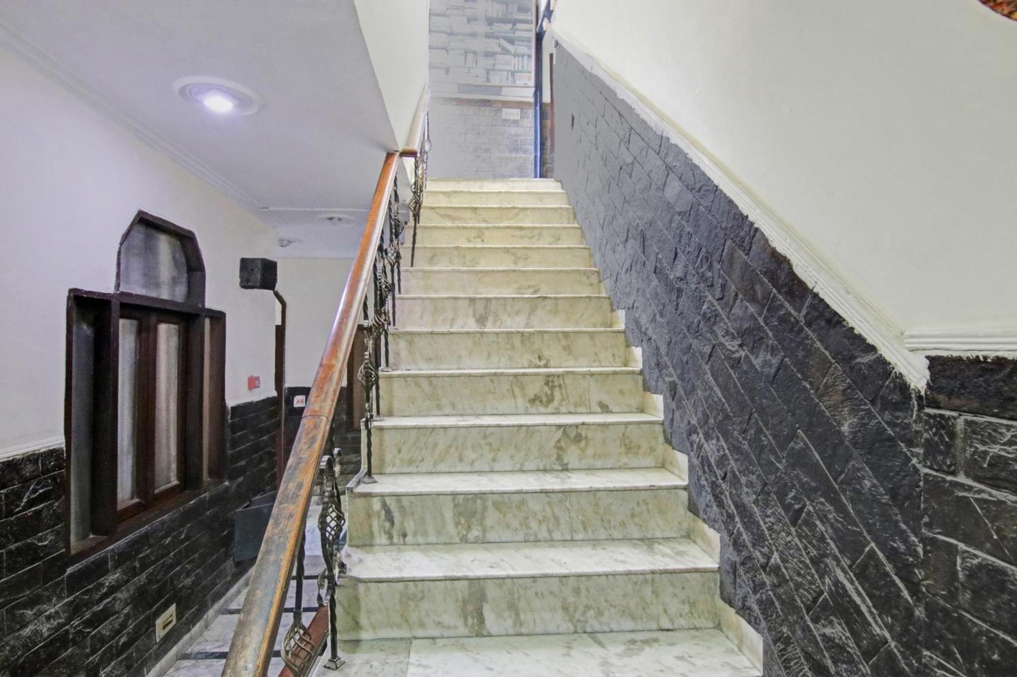 Hotel O Rak International 뉴델리 외부 사진